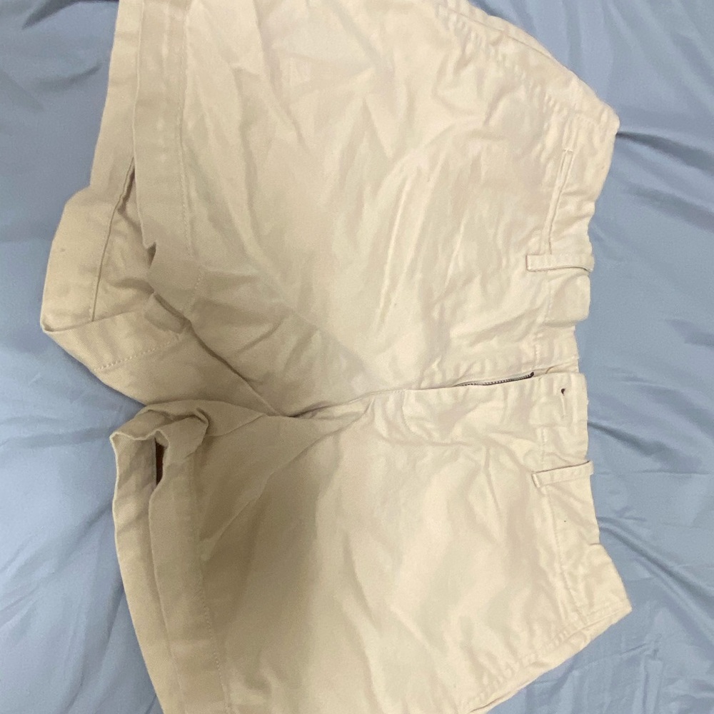 Ralph Lauren khaki shorts !